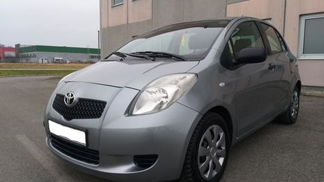 Toyota Yaris • 2006 • 183,520 km