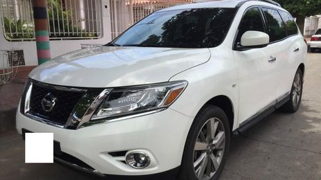 Nissan Pathfinder • 2015 • 100,000 km