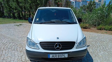 Mercedes-Benz 210 Van • 2009 • 247,000 km