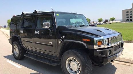 Hummer H2 • 2004 • 191,000 km