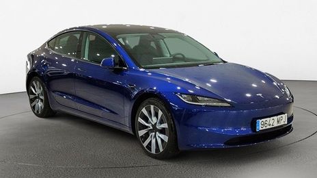 Tesla Model 3 • 2024 • 10,490 km