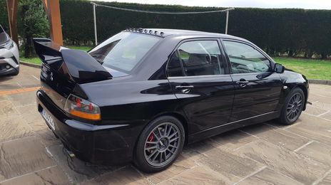 Mitsubishi Lancer Evolution • 2006 • 65,000 km