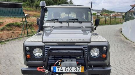 Land Rover Defender • 2008 • 98,000 km
