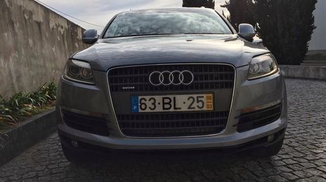 Audi Q7 • 2006 • 200,000 km