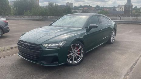 Audi A7 • 2021 • 42,000 km