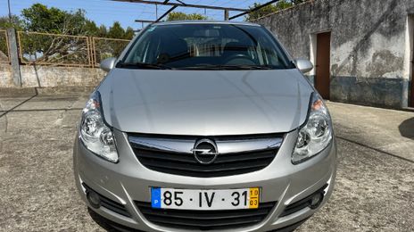 Opel Corsa • 2010 • 283,000 km