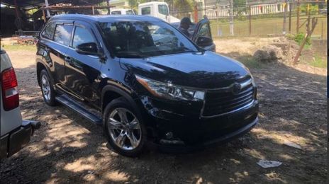 Toyota Highlander • 2017 • 70,000 km