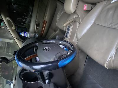 Toyota Fortuner • 2009 • 100,000 km