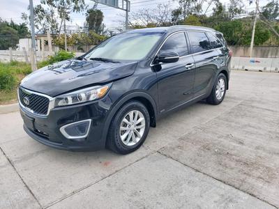 Kia Sorento • 2016 • 50,000 km