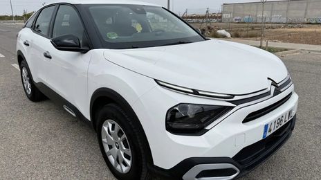 Citroën C4 • 2022 • 27,000 km