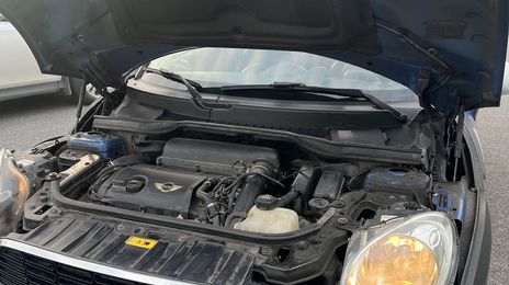 MINI Cooper Countryman • 2011 • 195,000 km