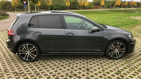 Volkswagen Golf • 2015 • 169,000 km
