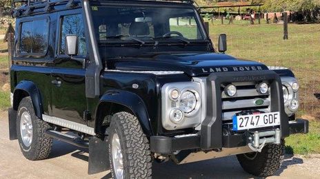 Land Rover Defender • 2008 • 110,000 km