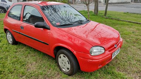 Chevrolet Corsa • 1999 • 150,000 km
