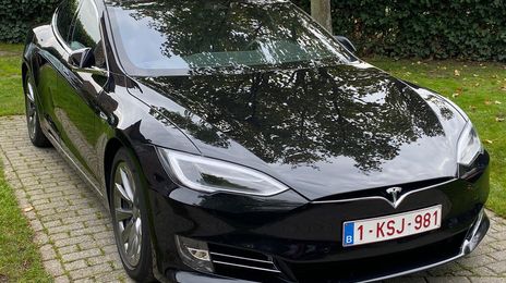 Tesla Model S • 2017 • 107,000 km