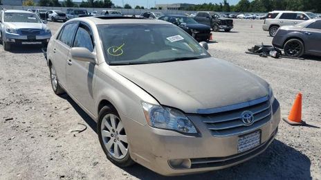 Toyota Avalon • 2005 • 3 km