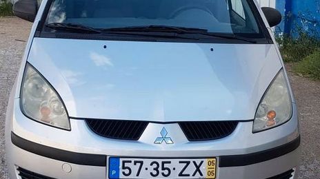 Mitsubishi Colt • 2005 • 299,000 km