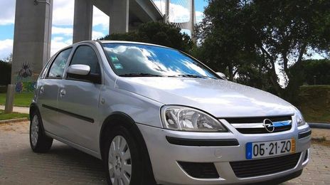 Opel Corsa • 2005 • 190,000 km