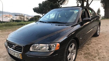 Volvo S80 • 2006 • 150,000 km