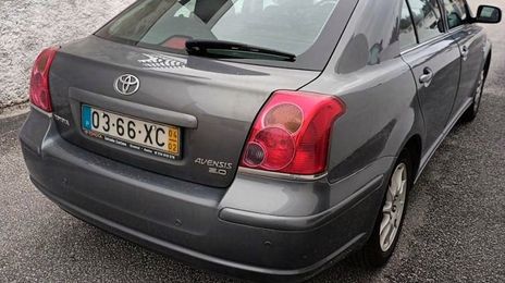 Toyota Avensis • 2004 • 198,000 km