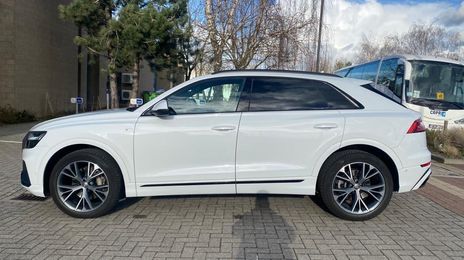 Audi Q8 • 2018 • 93,000 km