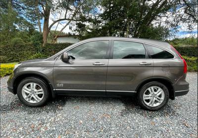 Honda CR-V • 2011 • 108,000 km