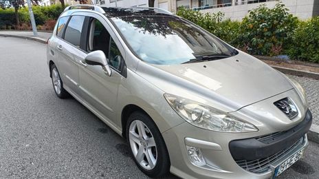Peugeot 308 • 2009 • 140,000 km