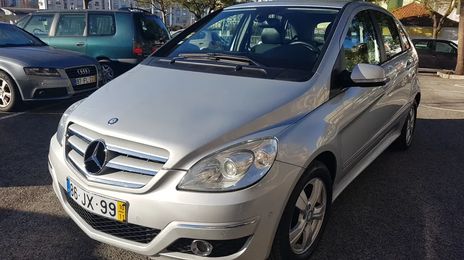Mercedes-Benz Class B • 2010 • 235,542 km