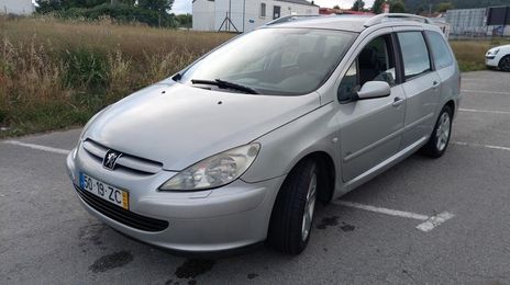 Peugeot 307 • 2004 • 230,000 km