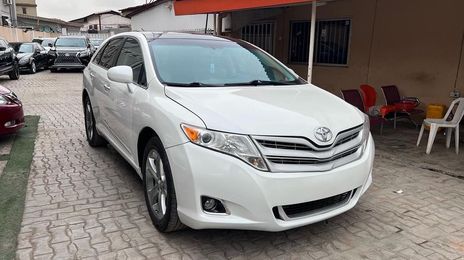 Toyota Venza • 2018 • 50,000 km