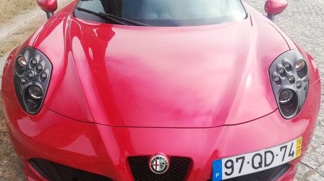 Alfa Romeo 4C • 2015 • 9,999 km