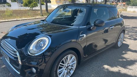 MINI Cooper • 2015 • 200,000 km