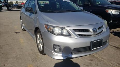 Toyota Corolla • 2011 • 33 km