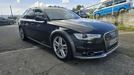 Audi A6 Allroad • 2014 • 240,000 km
