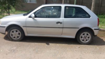 Volkswagen Gol • 2001 • 260,000 km