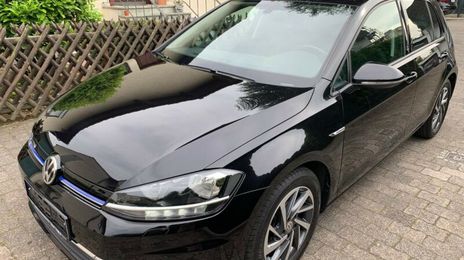 Volkswagen Golf • 2017 • 39,000 km