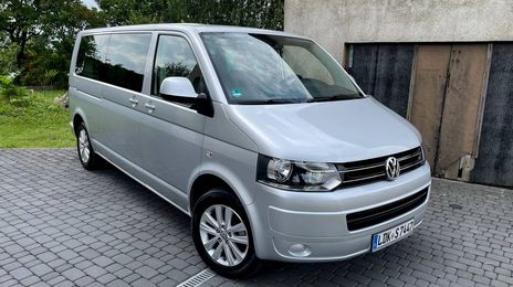 Volkswagen Caravelle • 2011 • 207,000 km