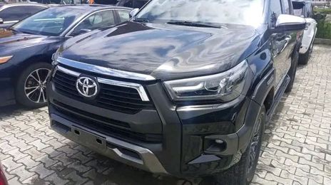 Toyota Hilux • 2018 • 50,000 km