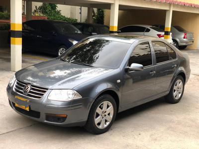 Volkswagen Jetta • 2015 • 80,000 km