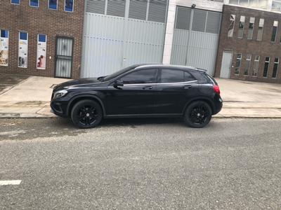 Mercedes-Benz GLA • 2015 • 66,000 km