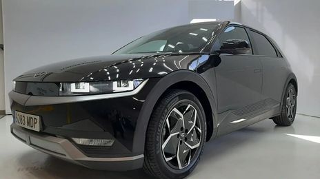 Hyundai Ioniq Electric • 2023 • 15,000 km