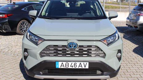 Toyota RAV4 • 2020 • 120,000 km