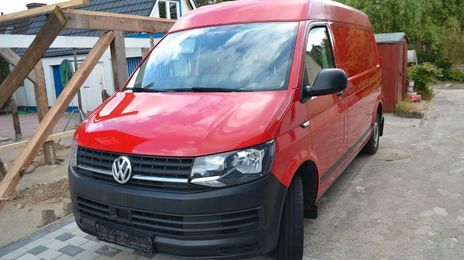 Volkswagen T5 Transporter Shuttle • 2017 • 88,000 km