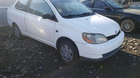 Toyota Echo • 2000 • 0 km