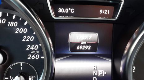 Mercedes-Benz M-Class • 2015 • 71,500 km