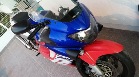 Honda FR-V • 2015 • 18,000 km