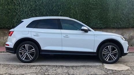 Audi Q5 • 2019 • 119,800 km