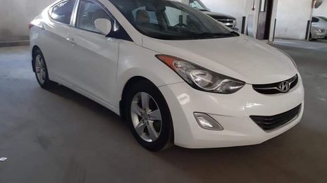 Hyundai Elantra • 2016 • 50 km