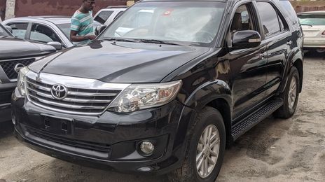 Toyota Land Cruiser • 2014 • 18 km