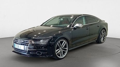 Audi A7 • 2015 • 124,600 km